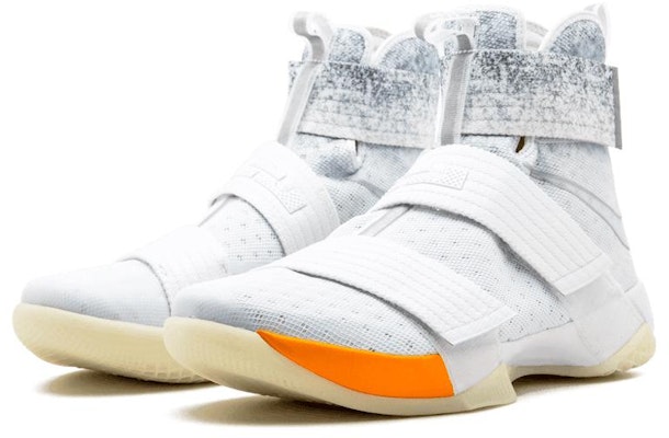 John Elliot x Nike LeBron Zoom Soldier 10 885682-100 Lookbook John Elliot x Nike LeBron Zoom Soldier 10 885682-100