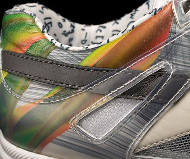 Shop John Maeda x Reebok 通风器 'Timetanium' RBK-CUS-TT