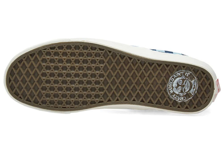 Shop John Van Hamersveld x Vans OG Classic Slip-On 'Tablero de Ajedrez Estratosfera' VN000UDFQLV