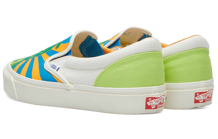 Lookbook ジョン・ヴァン・ハマーズヴェルド x Vans クラシックスリッポン "日の出" VN000UDFQLW