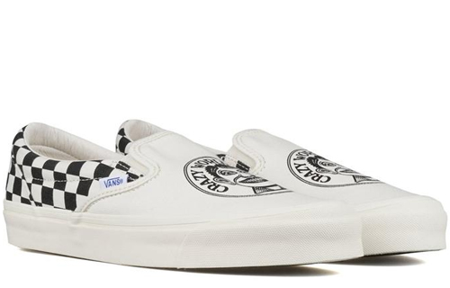 Lookbook 約翰·范·哈默斯維爾德 x Vans OG 經典便鞋 LX '棋盤 – 棉花糖黑' VN000UDFQLU