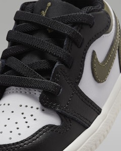 ジョーダン1 ロー オルト『ブラック ミディアム オリーブ』 DR9747-092 Sizing ジョーダン1 ロー オルト『ブラック ミディアム オリーブ』 DR9747-092