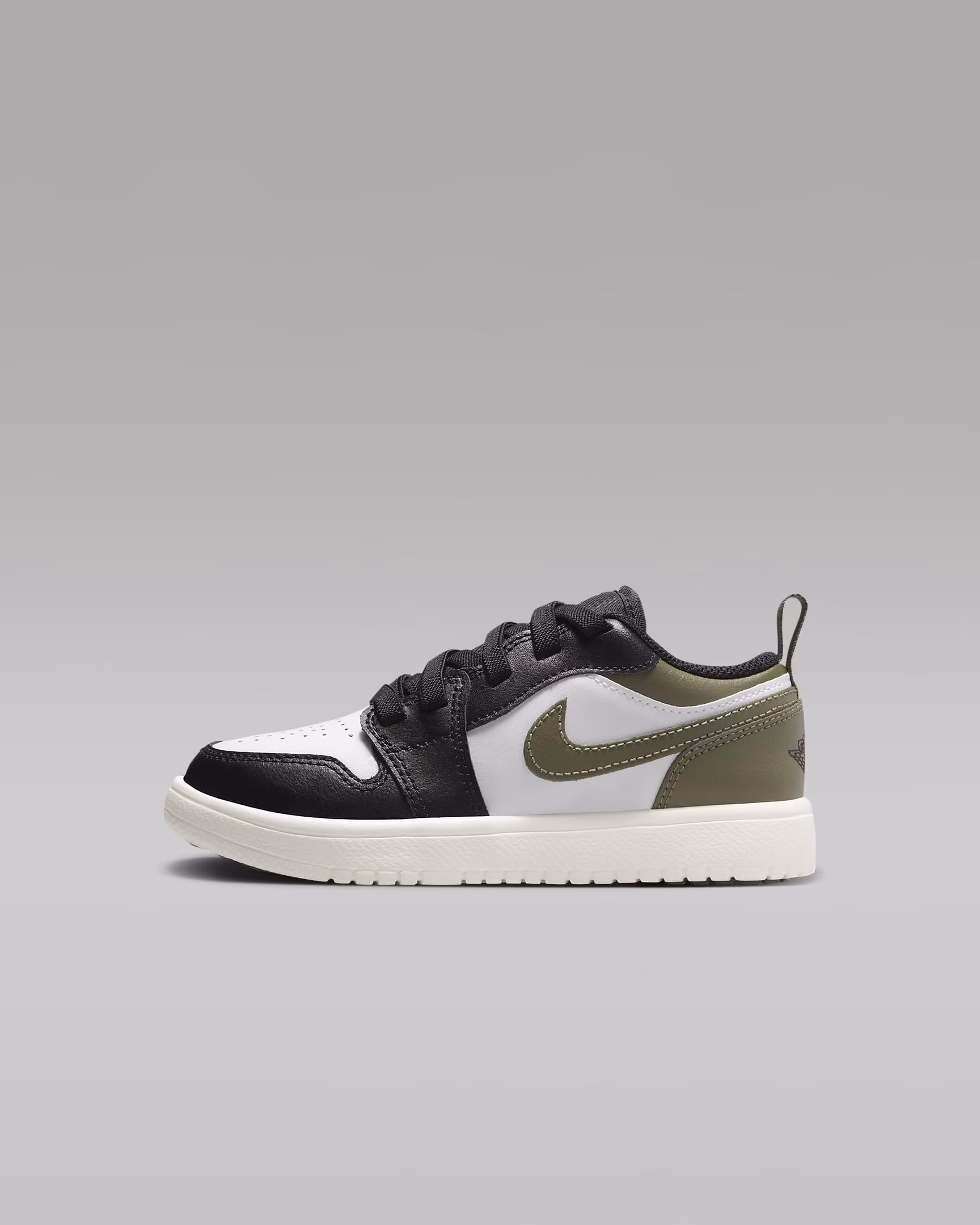 jordan-1-low-alt-black-medium-olive-dr-9748-092