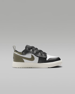 조던 1 로우 올트 '블랙 미디엄 올리브' DR9748-092 Lookbook 조던 1 로우 올트 '블랙 미디엄 올리브' DR9748-092