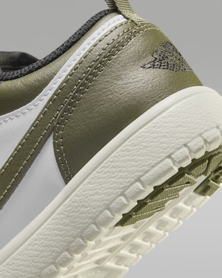 조던 1 로우 올트 '블랙 미디엄 올리브' DR9748-092 Cheap 조던 1 로우 올트 '블랙 미디엄 올리브' DR9748-092