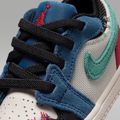 Jordan 1 Low Alt SE True Blue/University Red/Kinetic Green/Black IO2064-401 Sizing Jordan 1 Low Alt SE True Blue/University Red/Kinetic Green/Black IO2064-401