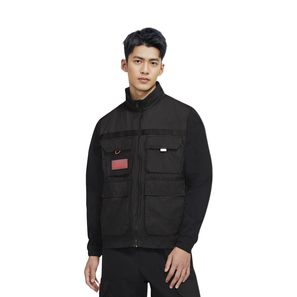 Purchase Chaqueta con capucha y bolsillos Jordan 23 Engineered Negra. CK8936-010