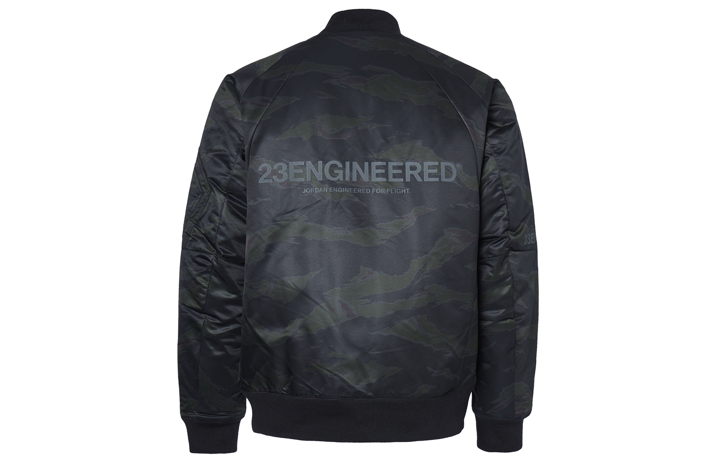 Lookbook Chaqueta Casual Jordan Negra de Manga Larga con Cremallera. AH0687-013