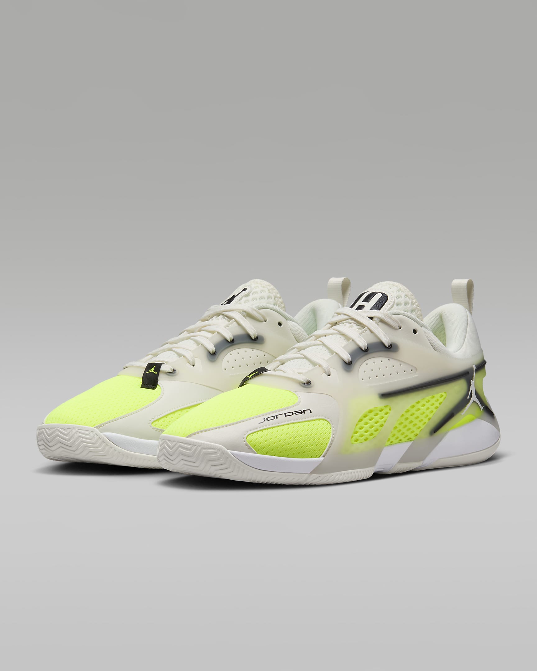 Jordan Air (Heir) Series PF 'White/Black Bolt' 'Sail Volt Black' 圖 5