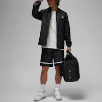 Shop Jordan 黑色長袖拉鍊翻領外套 字母Logo設計 DX9688-010