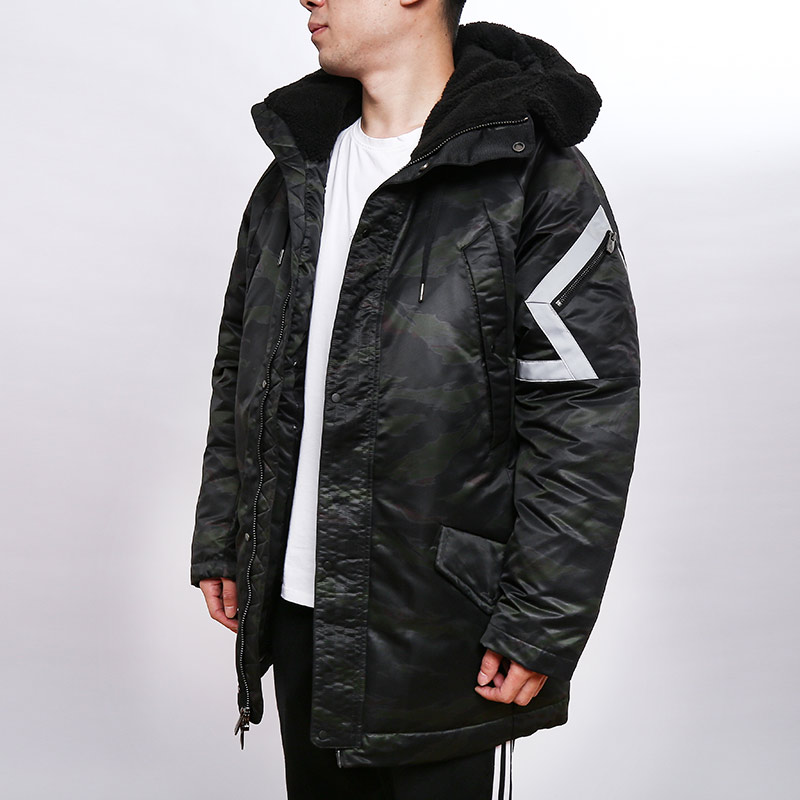 Purchase 乔丹黑色中长款连帽羽绒冬季外套 AA1952-011