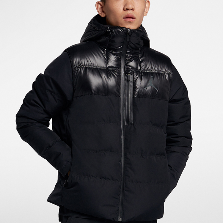 Shop 乔丹黑色冬季保暖羽绒连帽篮球夹克 924676-010
