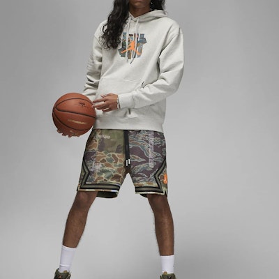 Jordan Brand x UNDEFEATED Logo Hoodie Capsule Collection Men’s Pullover Grey. DX4299-050 Purchase Jordan Brand x UNDEFEATED Logo Hoodie Capsule Collection Men’s Pullover Grey. DX4299-050