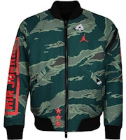 Jordan City Of Flight Print Camo Green Winter Jacket Casual Warm Coat AT9006-010 Jordan City Of Flight Print Camo Green Winter Jacket Casual Warm Coat AT9006-010