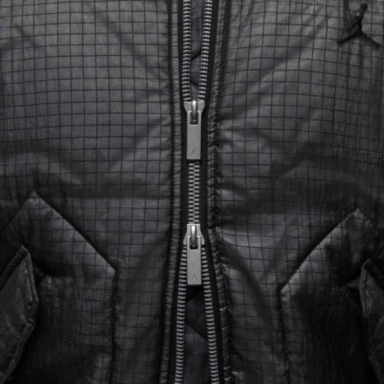 Details for 조던 CNY 레너게이드 에센셜스 스네이크 이어 자켓 블랙/다크 스모크 그레이 남성 HQ8786-010