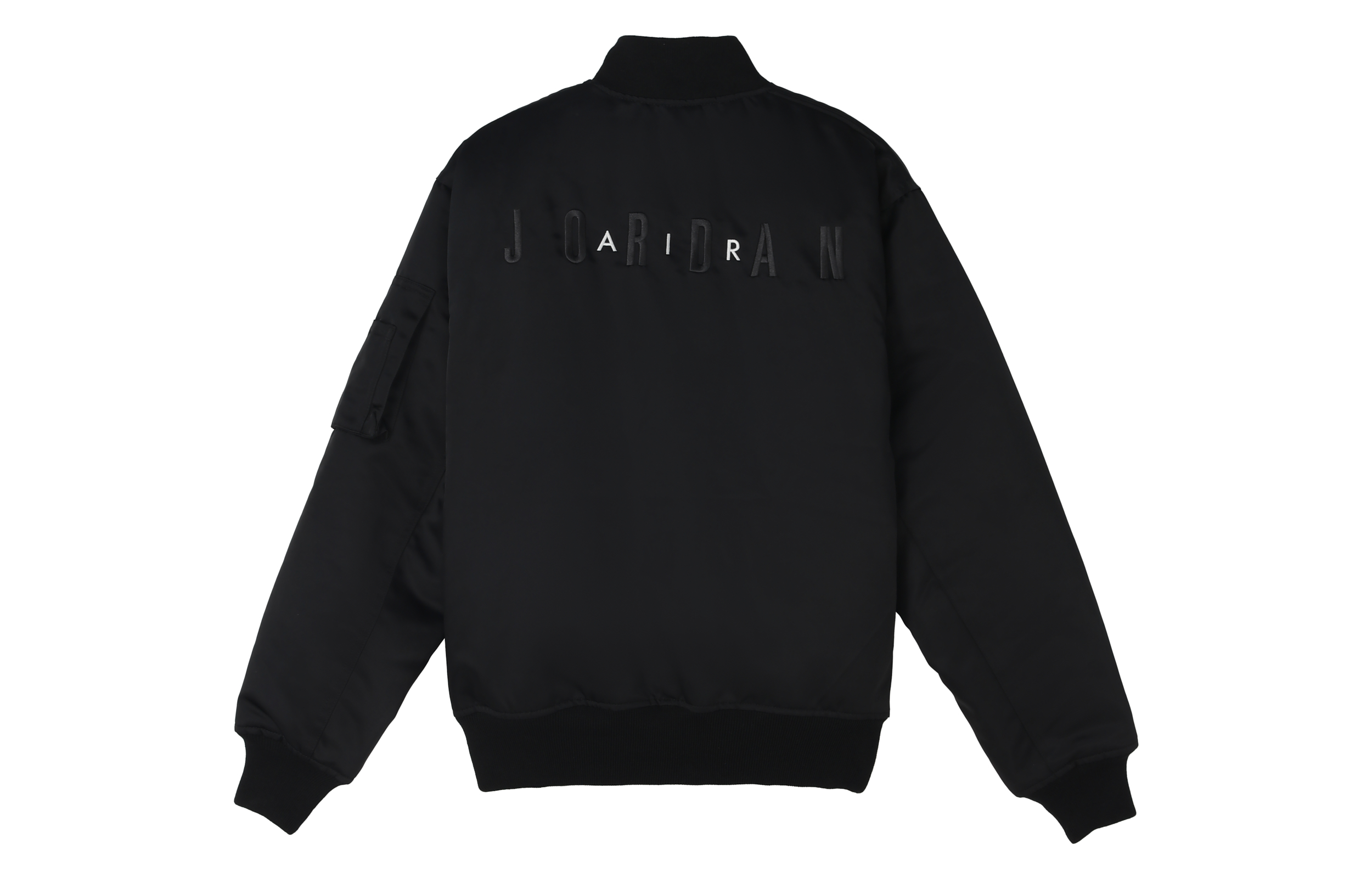 Lookbook 조던 에센셜 블랙 봄버 재킷 자수 로고 멀티 포켓 DV7613-010