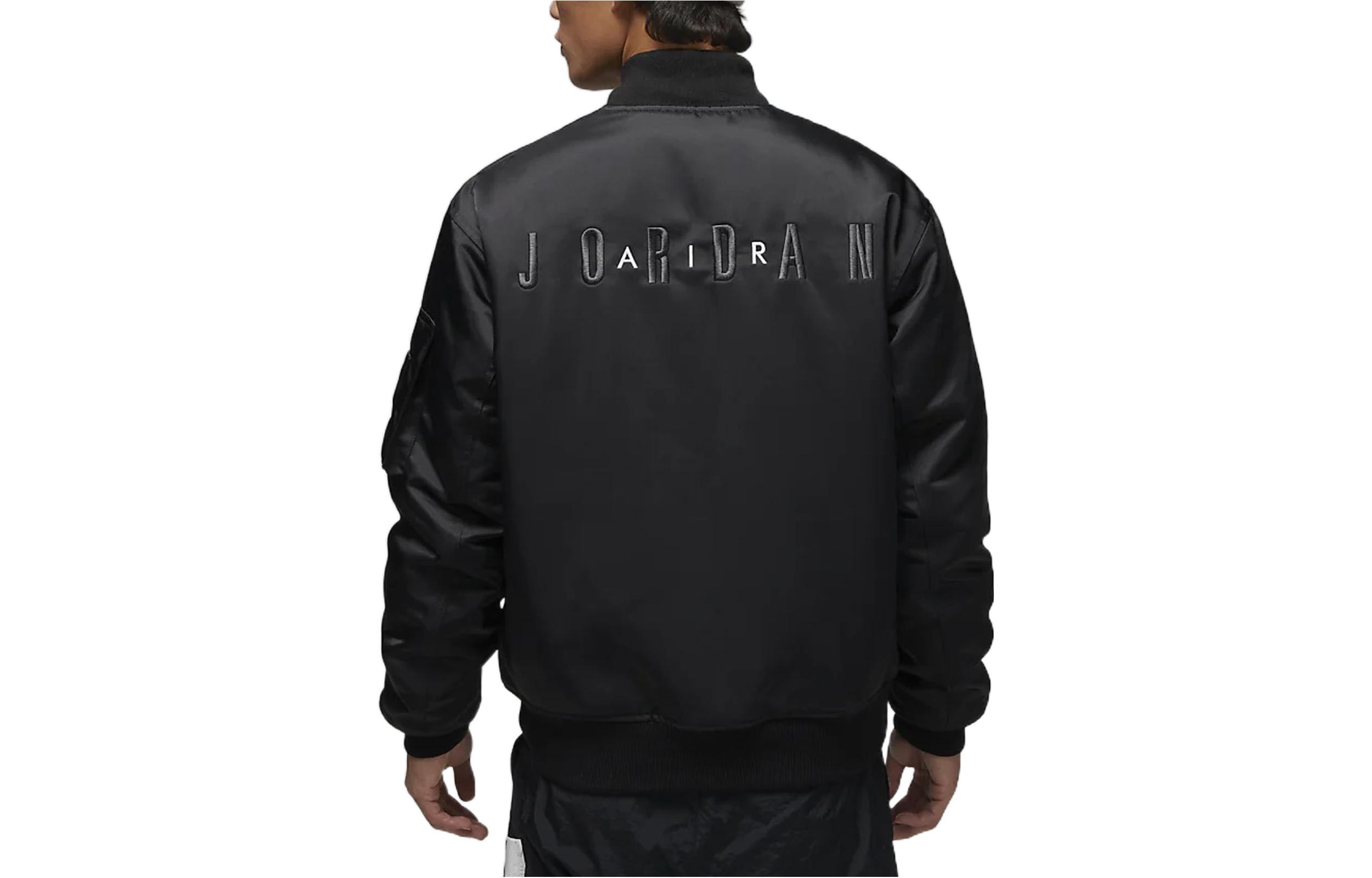 Purchase 조던 에센셜 블랙 봄버 재킷 자수 로고 멀티 포켓 DV7613-010