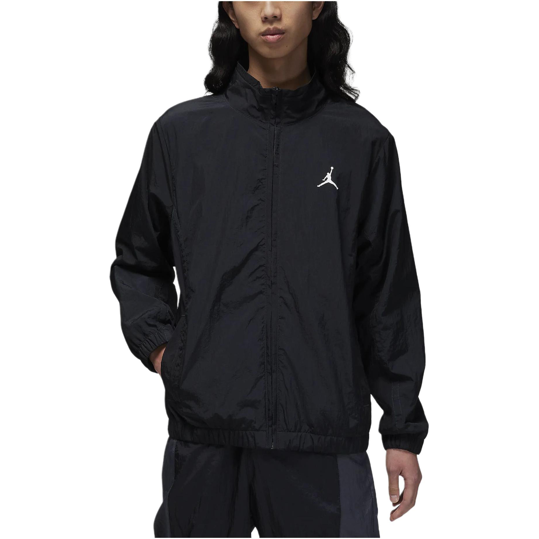 Shop 乔丹经典纯黑色全拉链运动夹克休闲外套 FN4538-010