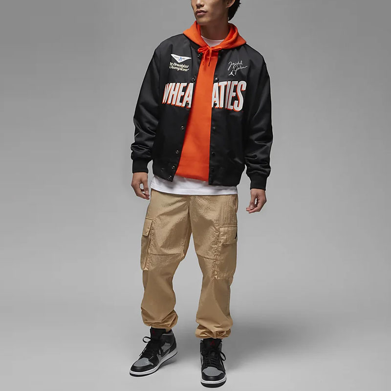 Shop 乔丹Flight MVP字母印花黑色休闲夹克. DV7579-010