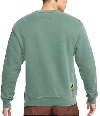 Jordan Heritage Sweatshirt Hijau Logo Sulam Crewneck Pullover DO2308-333 Lookbook Jordan Heritage Sweatshirt Hijau Logo Sulam Crewneck Pullover DO2308-333