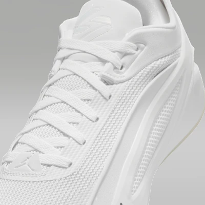 Jordan Luka 5 PF White/Pure Platinum/Black HV8087-100 Sizing Jordan Luka 5 PF White/Pure Platinum/Black HV8087-100