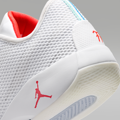 Cheap Jordan Luka 77 "Chicago" Zapatillas de Baloncesto Blanco/Negro/Carmesí Brillante IF1611-101