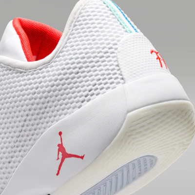 Jordan Luka 77 "Chicago" Zapatillas de Baloncesto Blanco/Negro/Carmesí Brillante IF1611-101 Cheap Jordan Luka 77 "Chicago" Zapatillas de Baloncesto Blanco/Negro/Carmesí Brillante IF1611-101