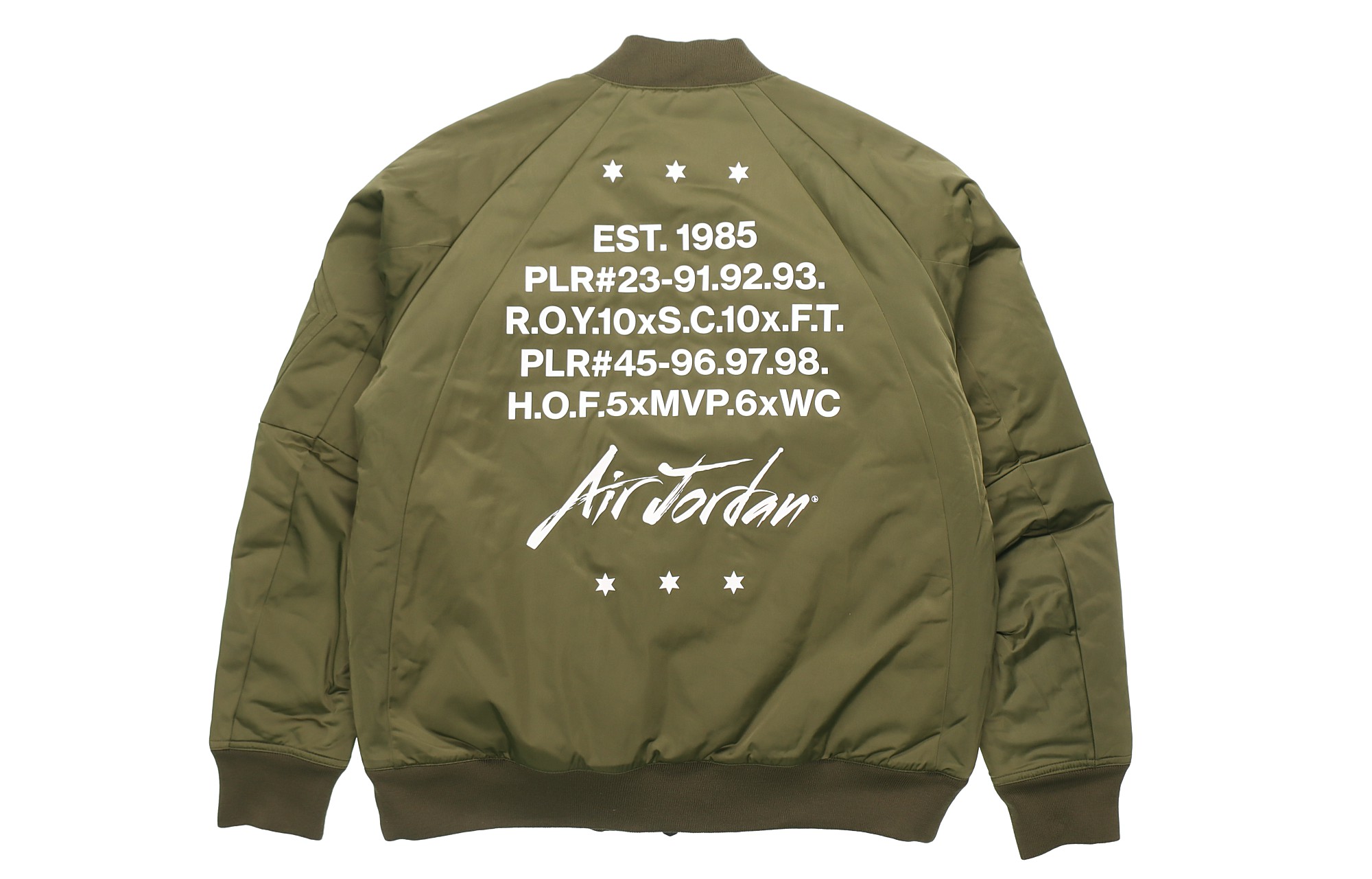 Lookbook Jordan MA-1 Bomber Jacket Hijau Militer AV5999-395
