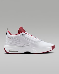 乔丹Max Aura 6 '白黑红运动场' FQ8298-106 Lookbook 乔丹Max Aura 6 '白黑红运动场' FQ8298-106