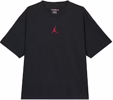 Jordan Oversized Logo Crewneck Short-Sleeve T-Shirt Gray/Black Breathable. IH0833-045 Jordan Oversized Logo Crewneck Short-Sleeve T-Shirt Gray/Black Breathable. IH0833-045