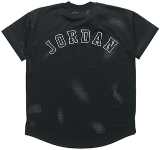 Camiseta Negra Jordan Retro Crewneck Pullover de Baloncesto para Hombre. AO2827-010 Lookbook Camiseta Negra Jordan Retro Crewneck Pullover de Baloncesto para Hombre. AO2827-010