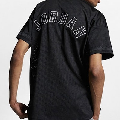 Jordan Retro Crewneck Pullover T-Shirt Hitam Lelaki - Rekaan Bola Keranjang. AO2827-010 Details for Jordan Retro Crewneck Pullover T-Shirt Hitam Lelaki - Rekaan Bola Keranjang. AO2827-010