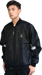 Chaqueta Deportiva Negra Jordan Retro con Logo Estampado CJ9097-010 Shop Chaqueta Deportiva Negra Jordan Retro con Logo Estampado CJ9097-010