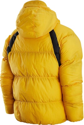 乔丹复古宽条纹标志印花羽绒服 黄色 DX6596-781 Lookbook 乔丹复古宽条纹标志印花羽绒服 黄色 DX6596-781