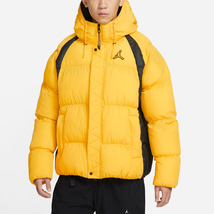 Details for 乔丹复古宽条纹标志印花羽绒服 黄色 DX6596-781