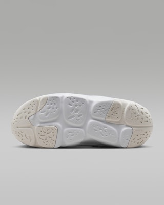 Jordan Rom 'Layar Putih' FQ0227-102 Lookbook Jordan Rom 'Layar Putih' FQ0227-102