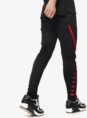 Pantalones Deportivos Ajustados Jordan Retro Knit Negro/Rojo 889712-011 Sizing Pantalones Deportivos Ajustados Jordan Retro Knit Negro/Rojo 889712-011