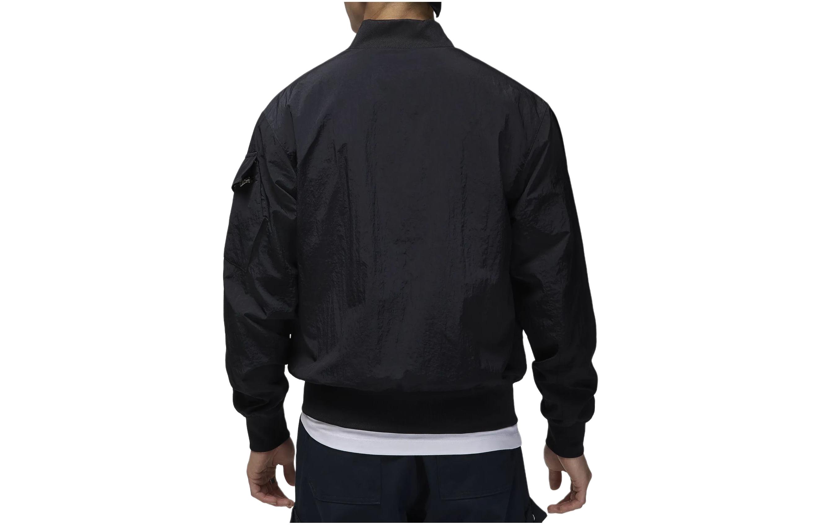 Lookbook ジョーダン ソリッドロゴ ジップアップ ボンバージャケット ブラック FN4624-010