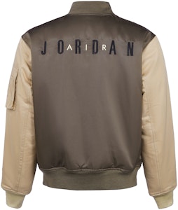 Chaqueta Jordan Solid Logo con cremallera color marrón. DV7613-274 Lookbook Chaqueta Jordan Solid Logo con cremallera color marrón. DV7613-274