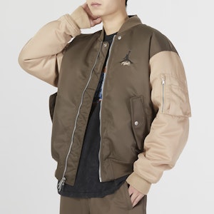 Chaqueta Jordan Solid Logo con cremallera color marrón. DV7613-274 Purchase Chaqueta Jordan Solid Logo con cremallera color marrón. DV7613-274