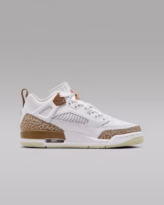 (JR) Jordan Spizike Rendah 'Putih Akio Coklat' FQ3950-101 Lookbook (JR) Jordan Spizike Rendah 'Putih Akio Coklat' FQ3950-101