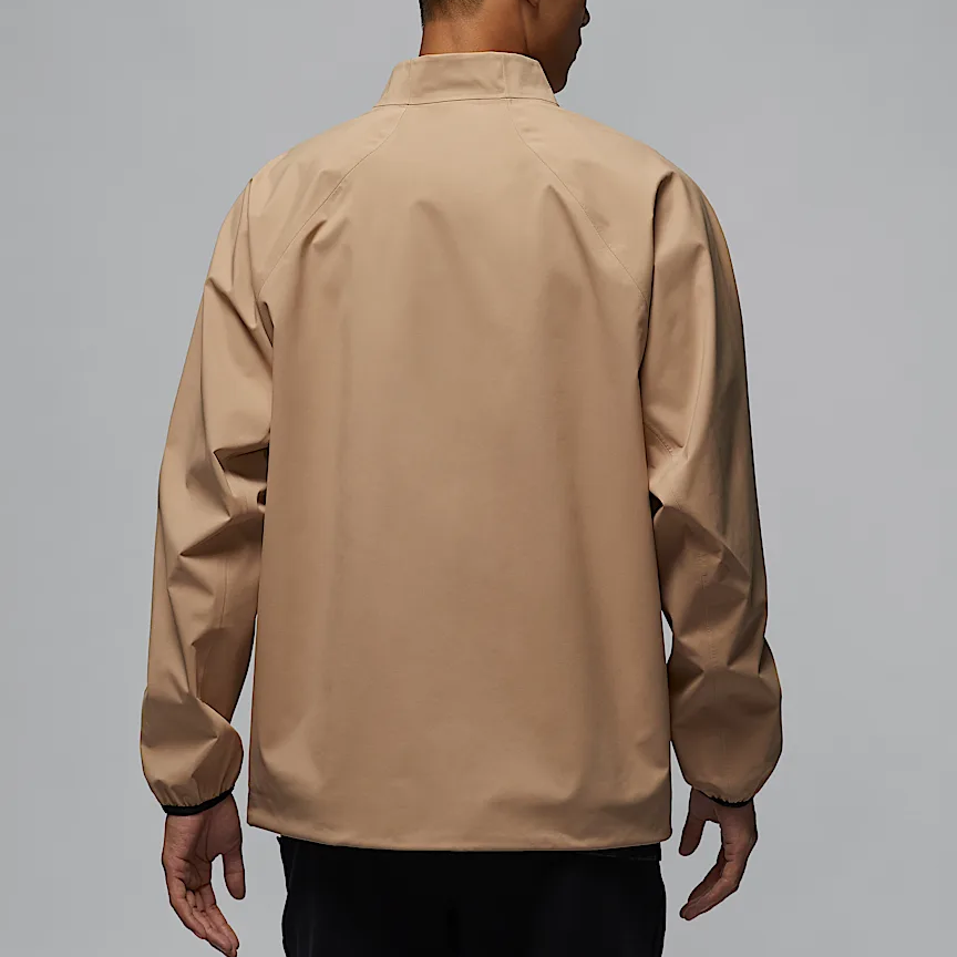 Lookbook 乔丹Sport Storm-FIT ADV防水防风夹克 卡其色/黑色 HV6591-200