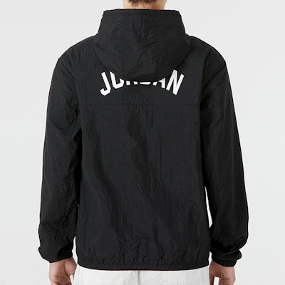 乔丹SS22黑色纯色防风外套 DJ0253-010 Purchase 乔丹SS22黑色纯色防风外套 DJ0253-010