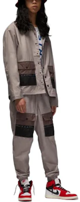 Jordan x PSG Logo Patch Utility Jacket Brown Workwear Style DM3105-010 Lookbook Jordan x PSG Logo Patch Utility Jacket Brown Workwear Style DM3105-010