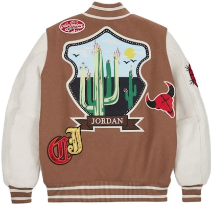 喬丹 x Travis Scott 男士棕色拼接字母印花棒球外套 DO4104-256 Lookbook 喬丹 x Travis Scott 男士棕色拼接字母印花棒球外套 DO4104-256