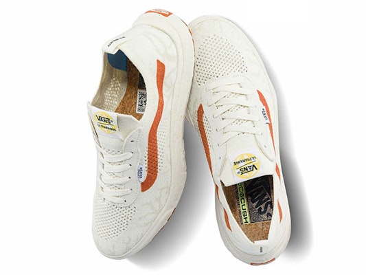 JUJU冲浪俱乐部 x Vans UltraRange VR3 '棉花糖白' VN0A4BXBFS8 Lookbook JUJU冲浪俱乐部 x Vans UltraRange VR3 '棉花糖白' VN0A4BXBFS8