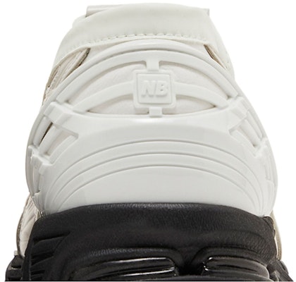 Junya Watanabe x New Balance 1906L 'White Black' WN-K101-001 Sizing Junya Watanabe x New Balance 1906L 'White Black' WN-K101-001