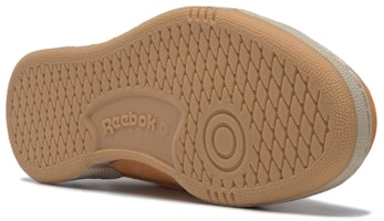 Jurassic Park x Reebok Club C 'Dr. Alan Grant' Sepatu Sneakers GZ6322 Details for Jurassic Park x Reebok Club C 'Dr. Alan Grant' Sepatu Sneakers GZ6322