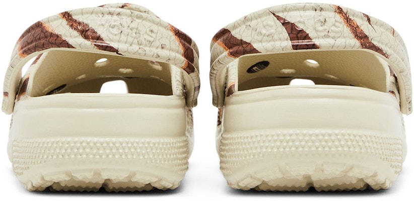 Zuecos Clásicos Jurassic World x Crocs 'Bone'. 208860-2Y2 Details for Zuecos Clásicos Jurassic World x Crocs 'Bone'. 208860-2Y2