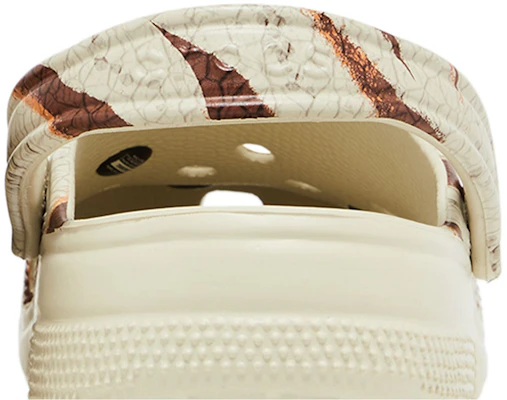 Zuecos Clásicos Jurassic World x Crocs 'Bone'. 208860-2Y2 Sizing Zuecos Clásicos Jurassic World x Crocs 'Bone'. 208860-2Y2